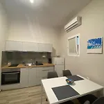 Thalassa Apartment